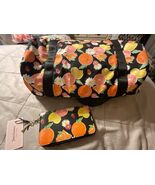 NWT JUICY COUTURE BLACK CITRUS FORBIDDEN FRUIT WEEKEND DUFFLE BAG &amp; WALL... - $2,937.57 MXN