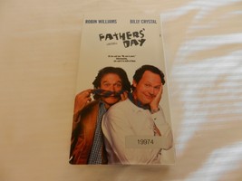 Father&#39;s Day (VHS, 1997) Robin Williams, Billy Crystal - $9.00