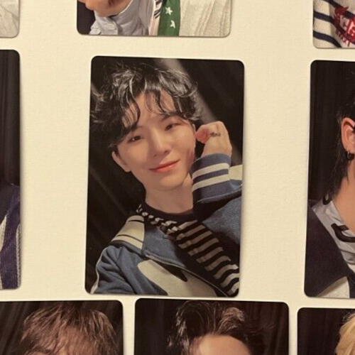WOOZY offizielle authentische Fotokarte SEVENTEEN [SEVENTEEN in CARAT LAND] - $6.98