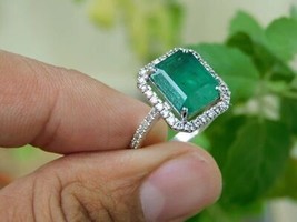 Natural Emerald Gemstone Band Ring Size 8 14k White Gold Jewelry For Women - £1,739.18 GBP