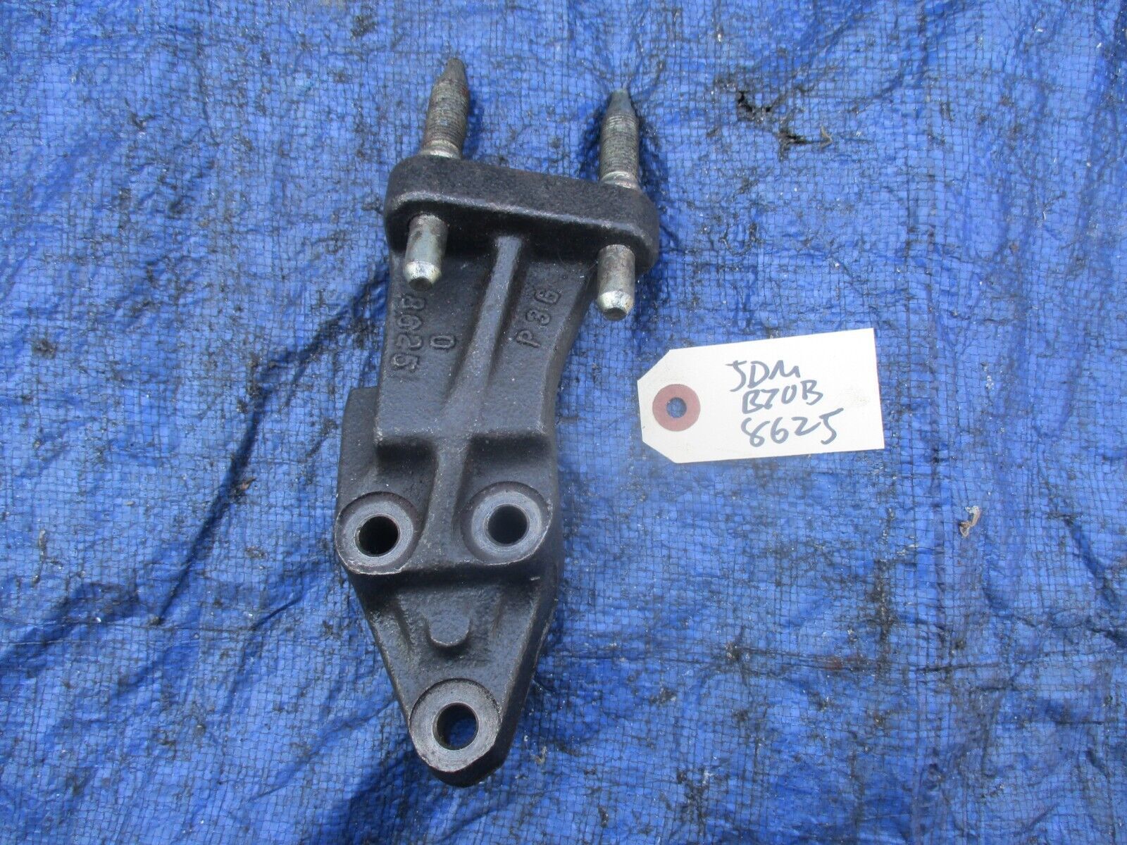 JDM 1995-1996 Honda CRV B20B driver engine mount post bracket motor OEM ... - $59.99