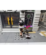 Chicago Bears NFL Minifigure Keychain (1) - $225.09 MXN