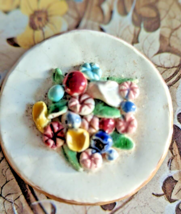 Beautiful Large Ceramic round  shaped 3D Floral dress clip Brooch Statement Pin - £9.49 GBP