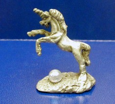Pewter Unicorn Horse with Crystal Ball - £2.88 GBP