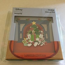 NEW Disney Holiday Mickey &amp; Minnie Mouse Collector Box Sliding Enamel Pin - $500.49 MXN