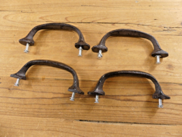 4 CAST IRON HANDLES RUSTIC DRAWER PULLS 5 1/4&quot; LONG  **SMALL HOLES IN CA... - $291.50 MXN