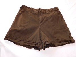St. John&#39;s Bay Stretch Women&#39;s ladies  Shorts Dark Brown Size 12 GUC Pre-owned - £27.25 GBP