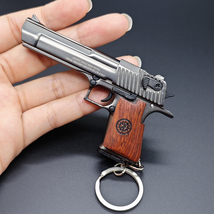 1:3 Pistol Alloy Mini Toy Gun Model Keychain  Metal Pistol Keychain - £15.70 GBP
