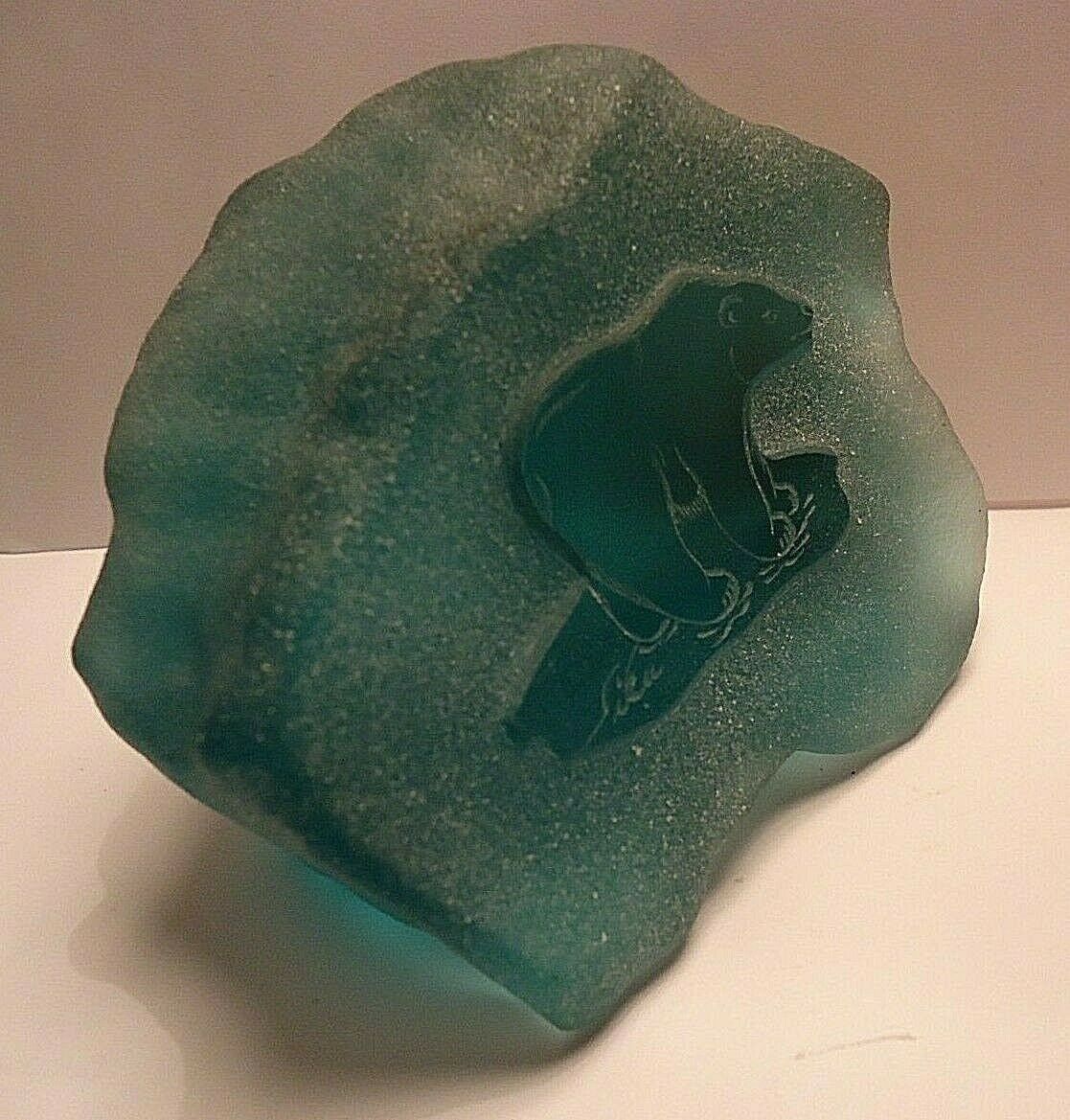 Primary image for e64 Inuit Signed SIKU Green Art Glass Polar Bear Paperweight Sculpture 4" x 3"