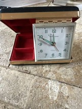 Vintage Ingraham Wind Up Travel Alarm Clock In Jewelry Box Style Case - £18.65 GBP