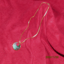 necklace w/1" round pendant blue marbleized insert w/gold color chain (j... - $3.00