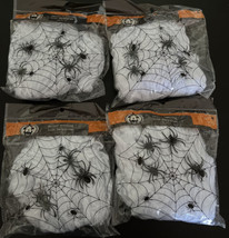 Spider Webbing Halloween Decorations 2oz With Spiders Lot of 4 - £11.96 GBP