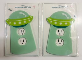 LOT of 2 UFO Decorative Outlet Faceplate by Target Bullseye Playground - $112.40 MXN