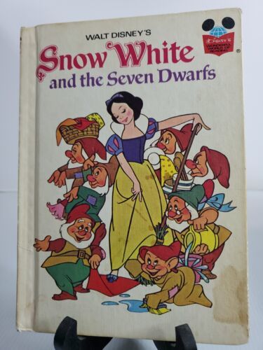 Primary image for Walt Disney's Snow White and the Seven Dwarfs Book Club Edition Vintage 1973 