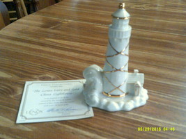 LENOX IVORY &amp; GOLD FINE CHINA 5&quot; LIGHTHOUSE FIGURINE Trimmed 24 karat gold - $9.99
