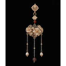 Blooming Flowers Gold Plated Brooch Pin with Tassels - £36.53 GBP