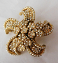 VENDOME Vintage Flower Starfish? Gold Tone Seed Pearl Rhinestone Brooch Pin RARE - £101.49 GBP