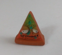 Moose Grossery Gang Series 1 Gross Greasies Brown Putrid Pizza - $148.47 MXN