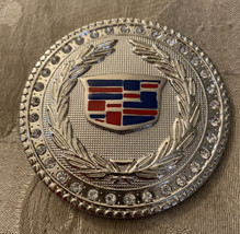 Belt Buckle Men’s Red &amp; Blue Symbol On Silver Round 3.4” Diameter - £3.78 GBP