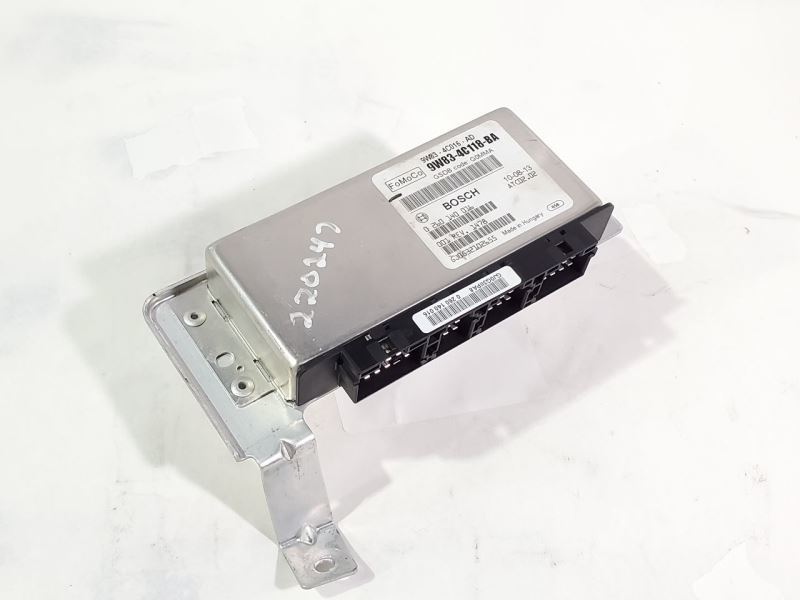 Control Module Differential Lock PN 9W83-4C118-BA OEM 2011 Jaguar XJL  - $94.04