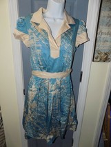 BCBG Paris Light Blue/Beige Casual Dress W/Belt Size 8 Women&#39;s EUC - £25.84 GBP