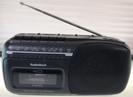 Boombox Radio Shack CTR-110 Extended Bass Cassette Recorder - £17.31 GBP