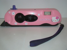 Polaroid Hello Kitty Instant Pocket Camera HP80P (For Parts or Repair) - £15.81 GBP