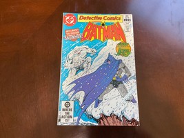 1983 Detective Comics #522 Batman Comic Book Snowman/Green Arrow DC Comics VG - $12.84