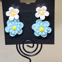 Flower Earrings - 2 Pair - $2.00