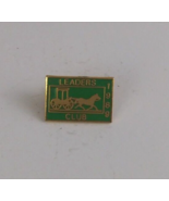 Vintage 1989 Leaders Club Horse Drawn Carriage Design Lapel Hat Pin - €8,02 EUR
