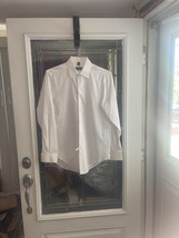 Van Heusen Wrinkle Free Slim Fit Sz 15 32/33 M  White Textured Stipes - $11.83