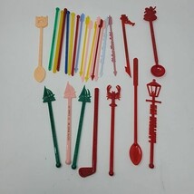 Vintage Plastic Swizzle Cocktail Stirrers Mixed Lot 25 Arrow Lobster Hotel/Inn  - £12.69 GBP