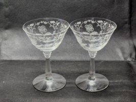 Vintage FOSTORIA NAVARRE Elegant Needle Etched Martini Cocktail Glass - Set Of 2 - £21.88 GBP