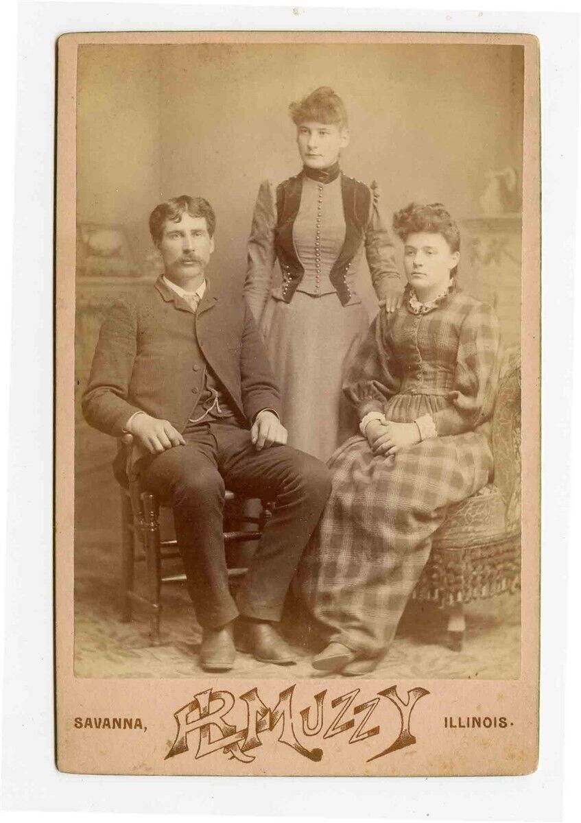 Primary image for Cabinet Card Family Group 2 Women & a Man by R L Muzzy Savanna Illinois 