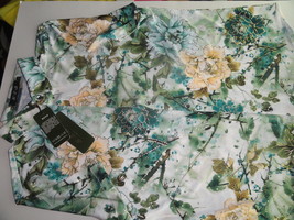 Mens Floral Polyester Hawaiian Style Casual Shirt Gold Accents - £19.53 GBP