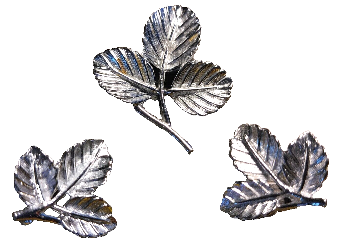 Sarah Coventry Three Leaf Leaves Brooch Pin & Clip Earrings Signed Vintage Set - $35.63