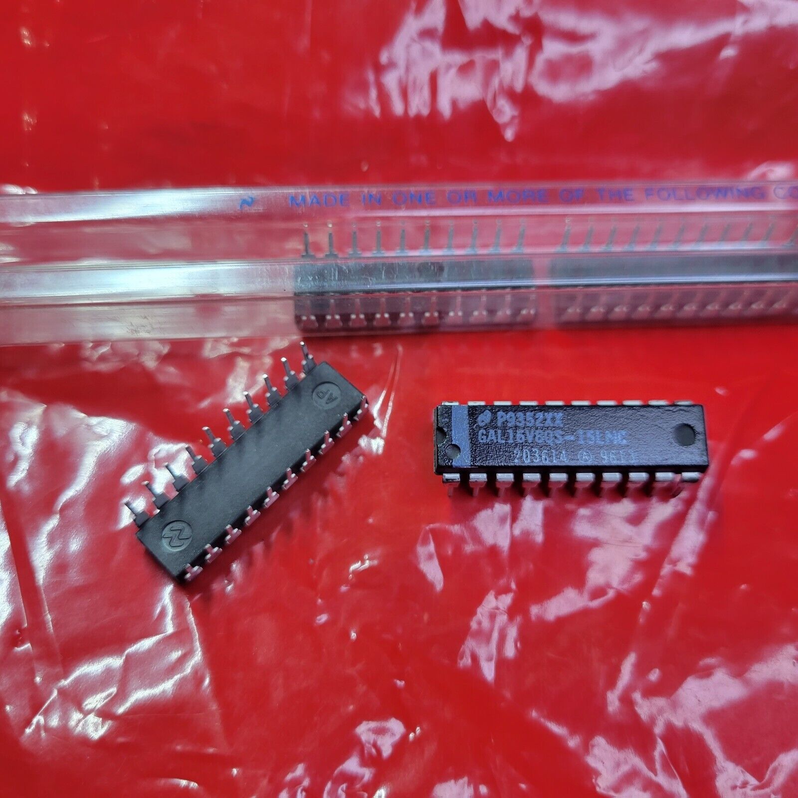 GAL16V8QS-15LNC NSC GAL16V8 PROGRAMMABLE CPLD IC DIP-20 (2 PCS) NEW USA ... - $6.92