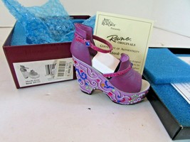 WILLETTS JUST THE RIGHT SHOE MINI COLLECTIBLE SHOE RAINE MARDI GRAS COA ... - $184.99 MXN