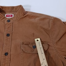 Wrangler Est 1947 Men's Brown Button Up Pockets 3/4 Sleeve Size Large image 3