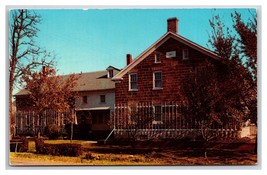 Typical Residence Amana Iowa IA Chrome Postcard J20 - £1.47 GBP