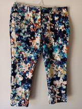 Worthington Capris Womens Size 8P Slim Fit Multi Color Floral Modern Fit Capris - £10.35 GBP