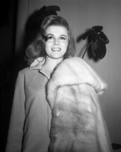 Ann-Margret attending Viva Las Vegas movie premiere 1964 16x20 Poster - £15.84 GBP
