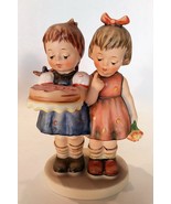 Hummel Figurine two girls with cake - $3,535.23 MXN