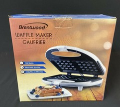 Brentwood - 750 W Dual Waffle White Nonstick Waffle Maker - £9.37 GBP