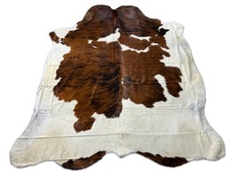 Tricolor Cowhide Rug (mainly brown tones) Size: 8x7 feet D-224 - $5,517.61 MXN