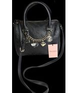 JUICY COUTURE Crossbody Bag Black &#39;Not Your Babe&#39; Satchel w Charms *New* - $735.92 MXN