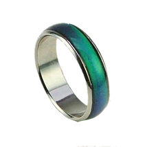 Size 8 Seventies Mood Rings with 1 Free E Mood Ring - $3.12