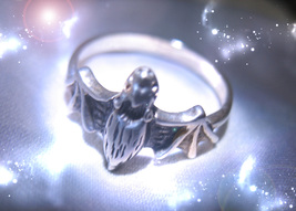 Free W $77 Haunted Ring Antique Bat Luck Draw Good Fortune Asian Magick Magick - £0.00 GBP