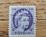 Canada Stamp Queen Elizabeth II 4c Used - $1.89