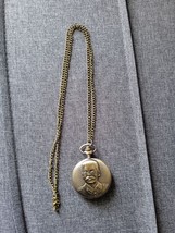 Pocket watch for styling ,non functional . Stalin figure - $280.80 MXN